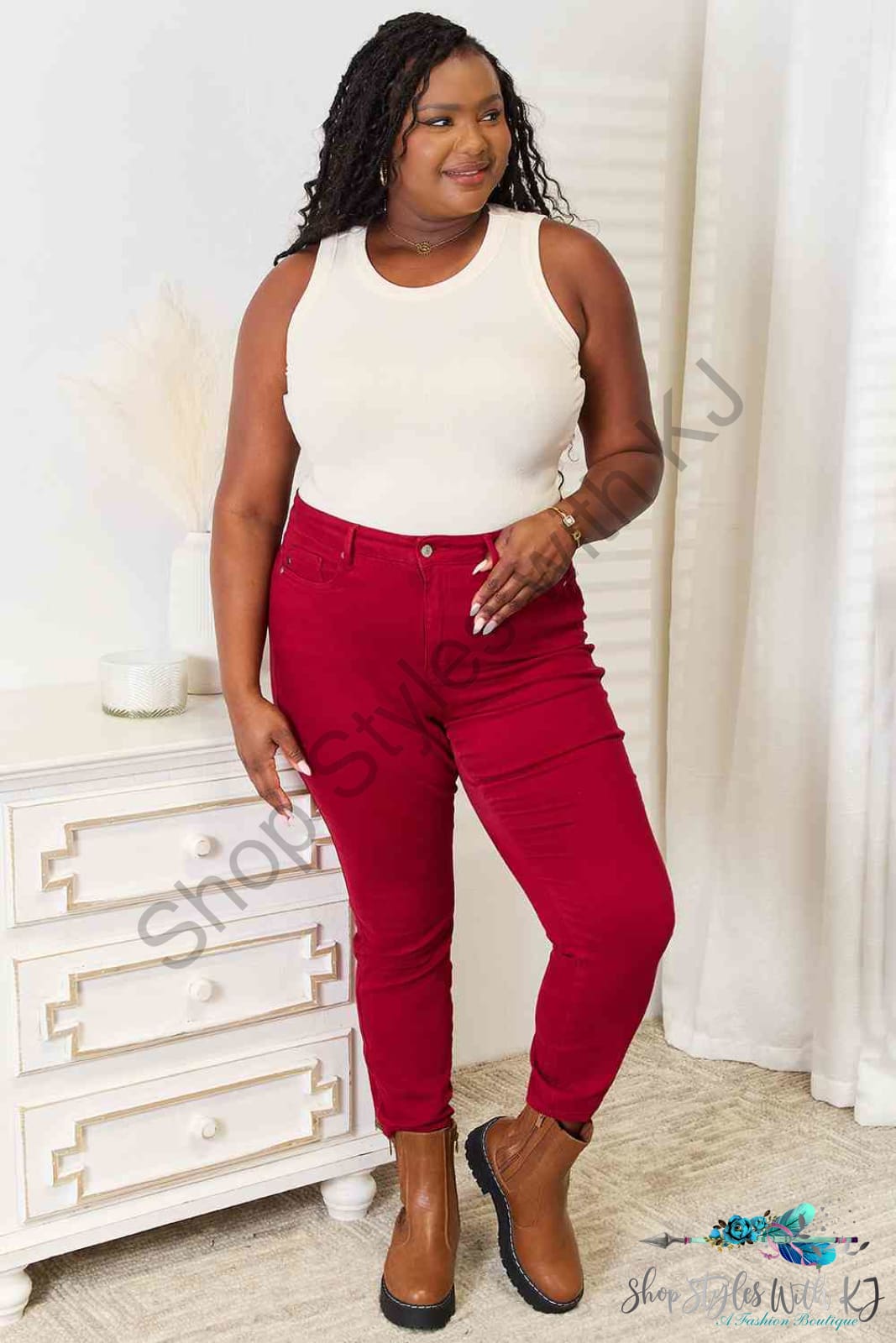 Round Neck Tank Shirts & Tops