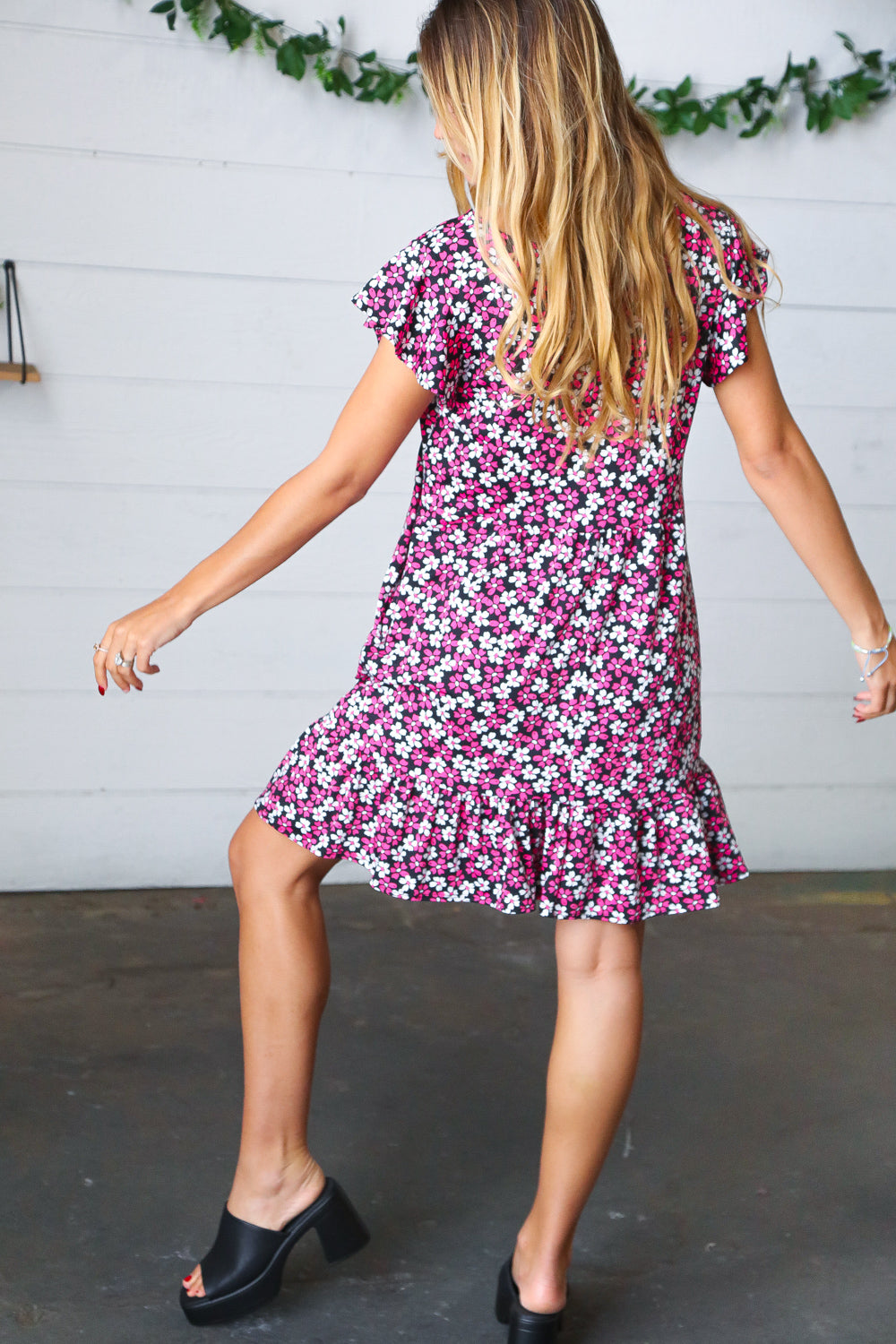 unique-id-0827b5e0-b00f-4613-960c-46e53824080d