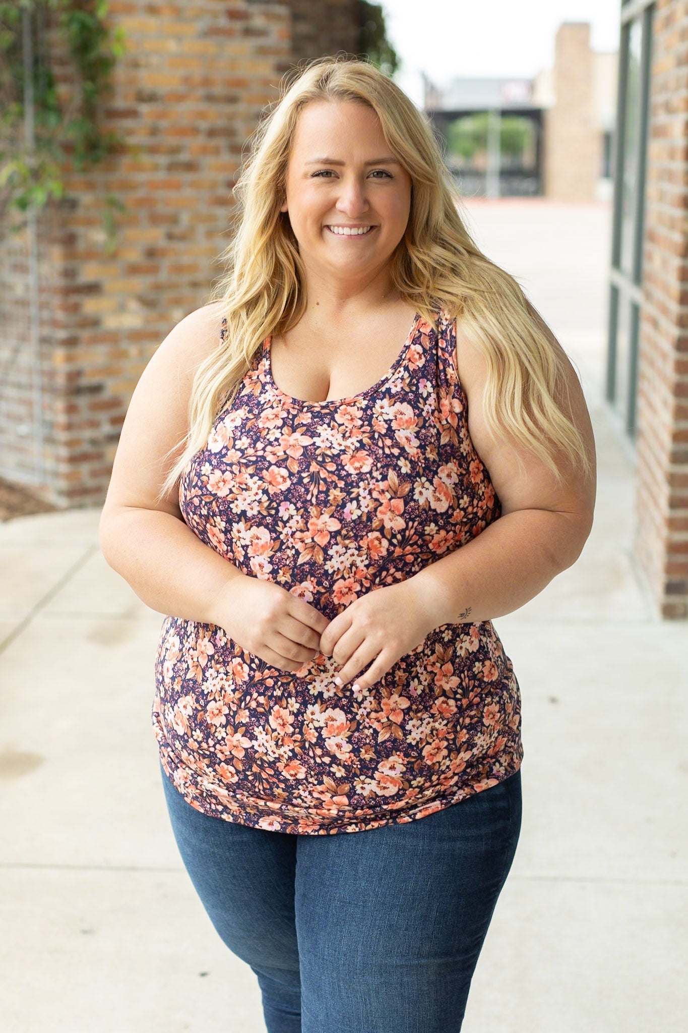 Luxe Scoop Tank - Navy Floral Mix