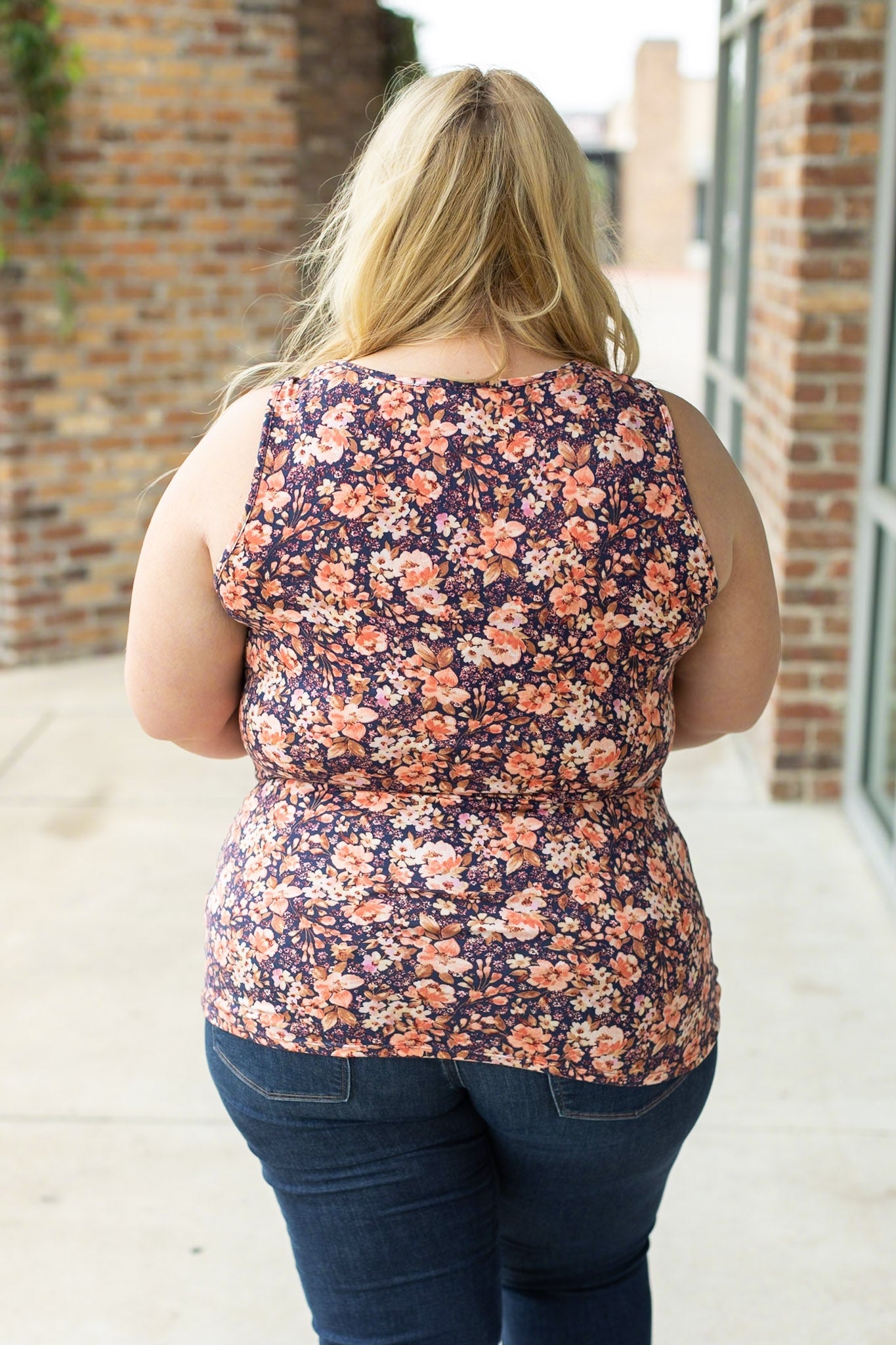 Luxe Scoop Tank - Navy Floral Mix