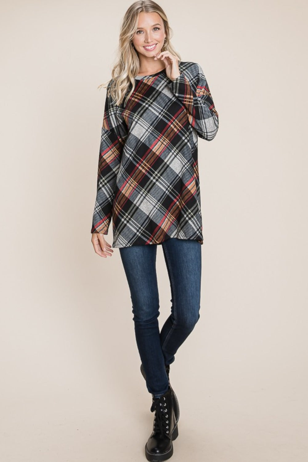 Plaid Round Neck Long Sleeve Knit Top