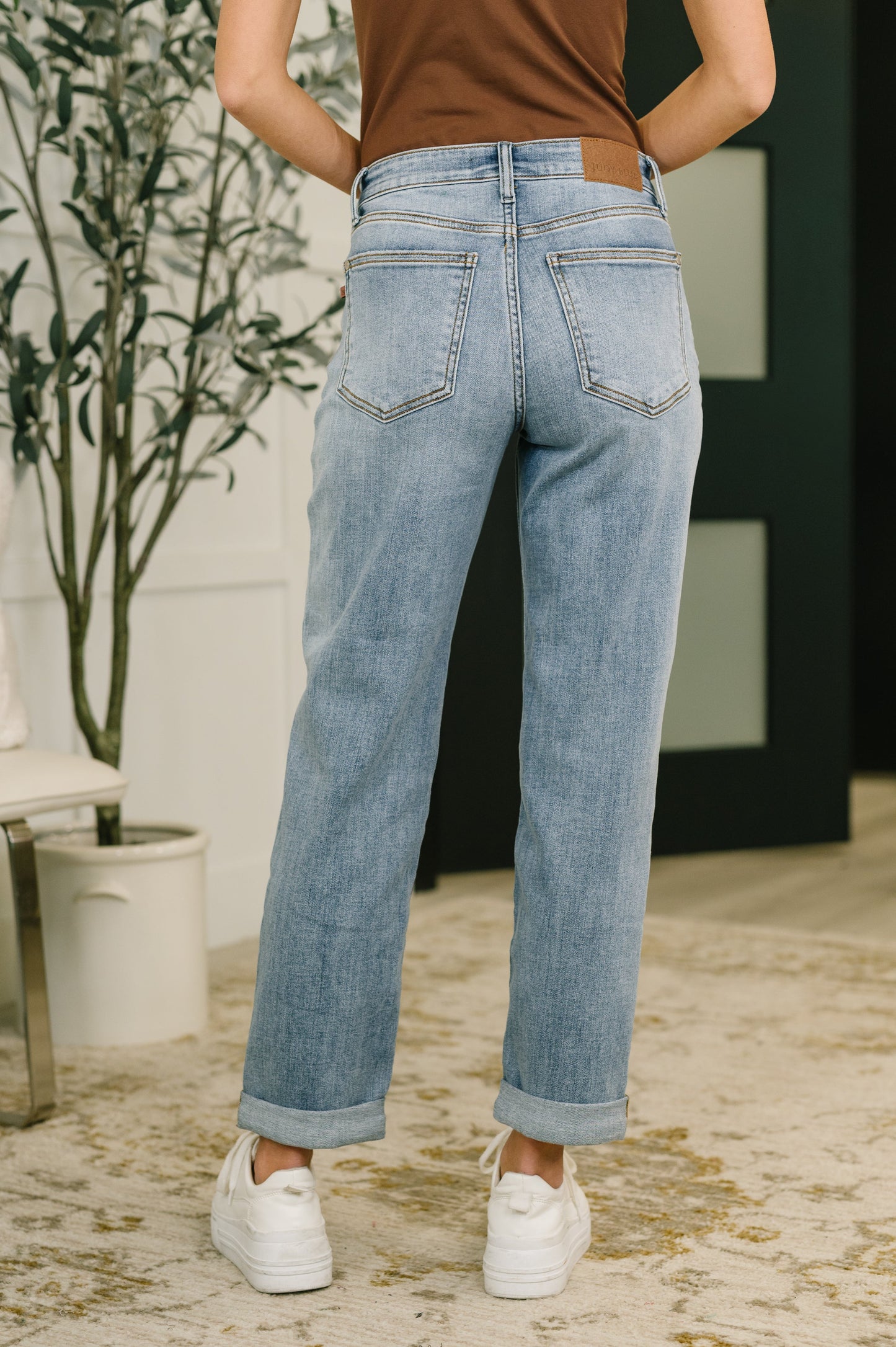 Judy Blue Mid Rise Boyfriend Jeans