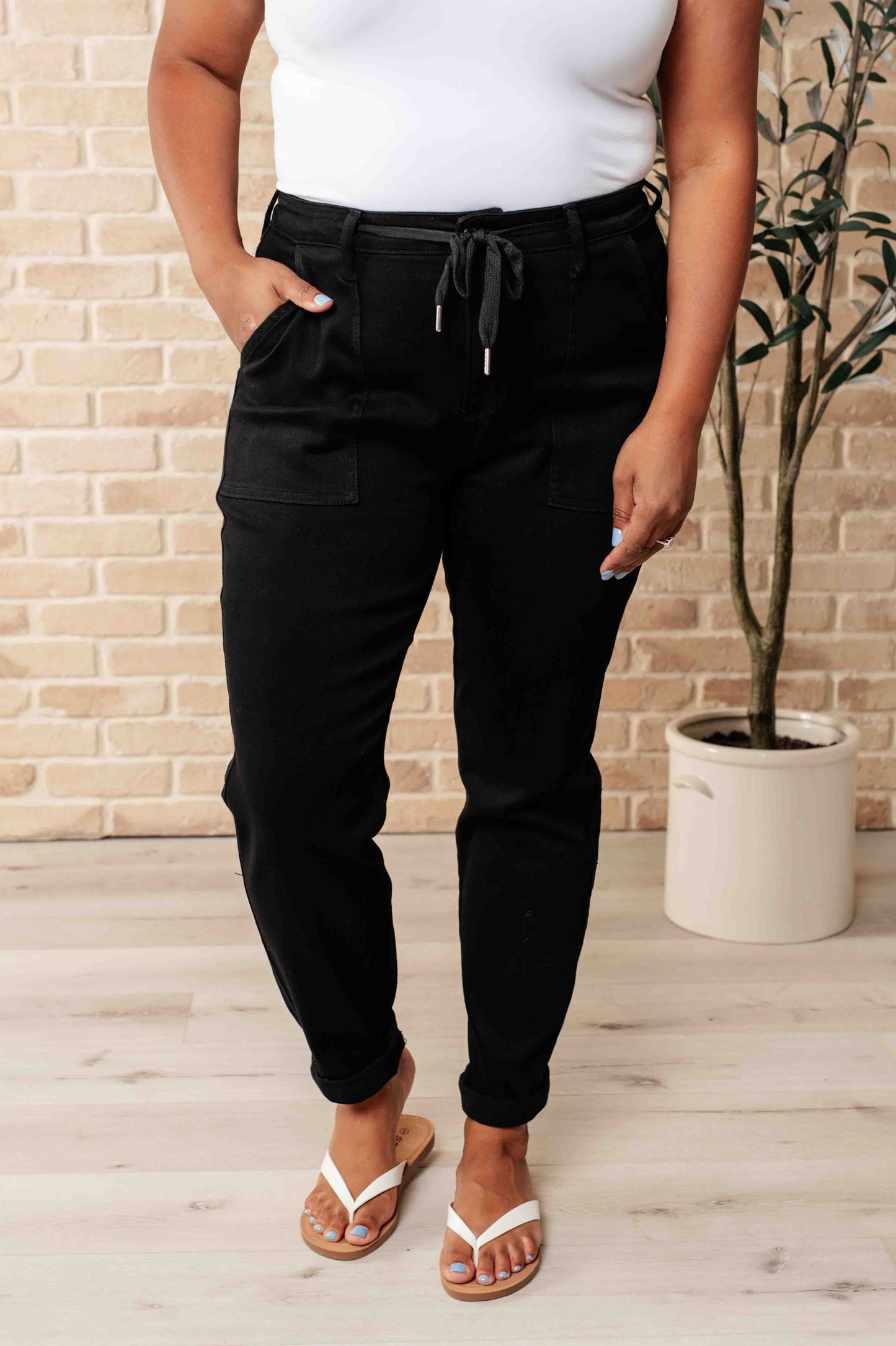 Judy Blue Double Cuff Joggers in Black