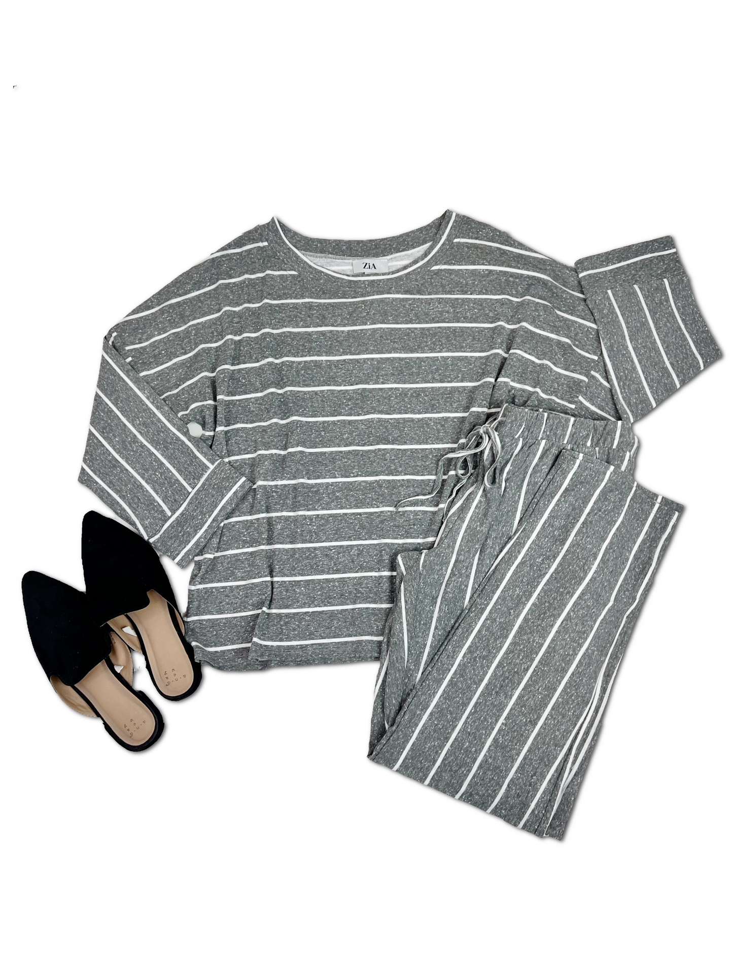 Loungin' in Stripes - Charcoal