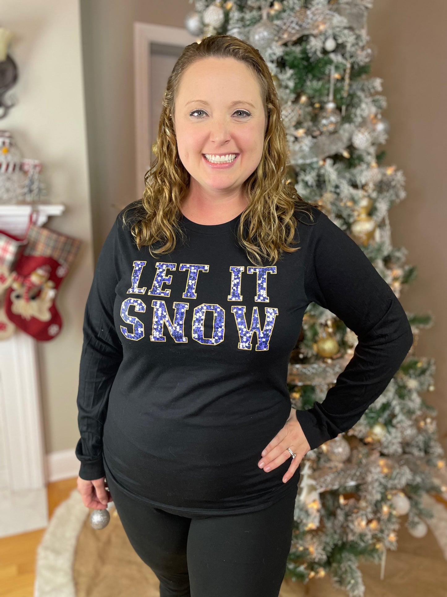 Let it Snow Long Sleeve Graphic Tee