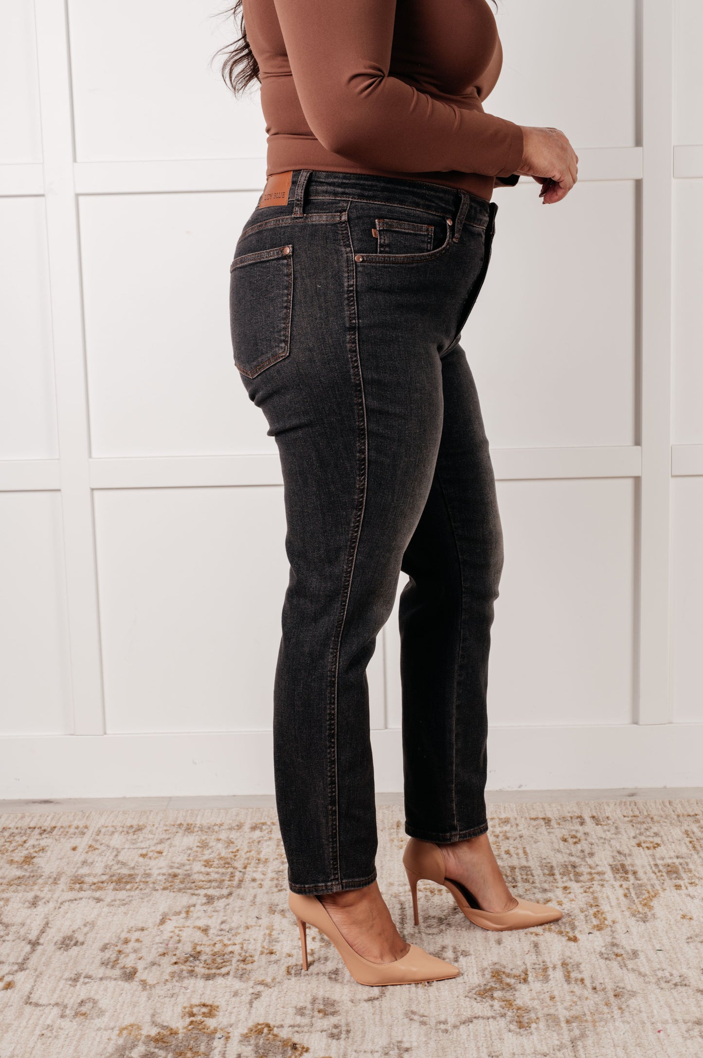 Judy Blue Mid Rise Control Top Slim Jeans