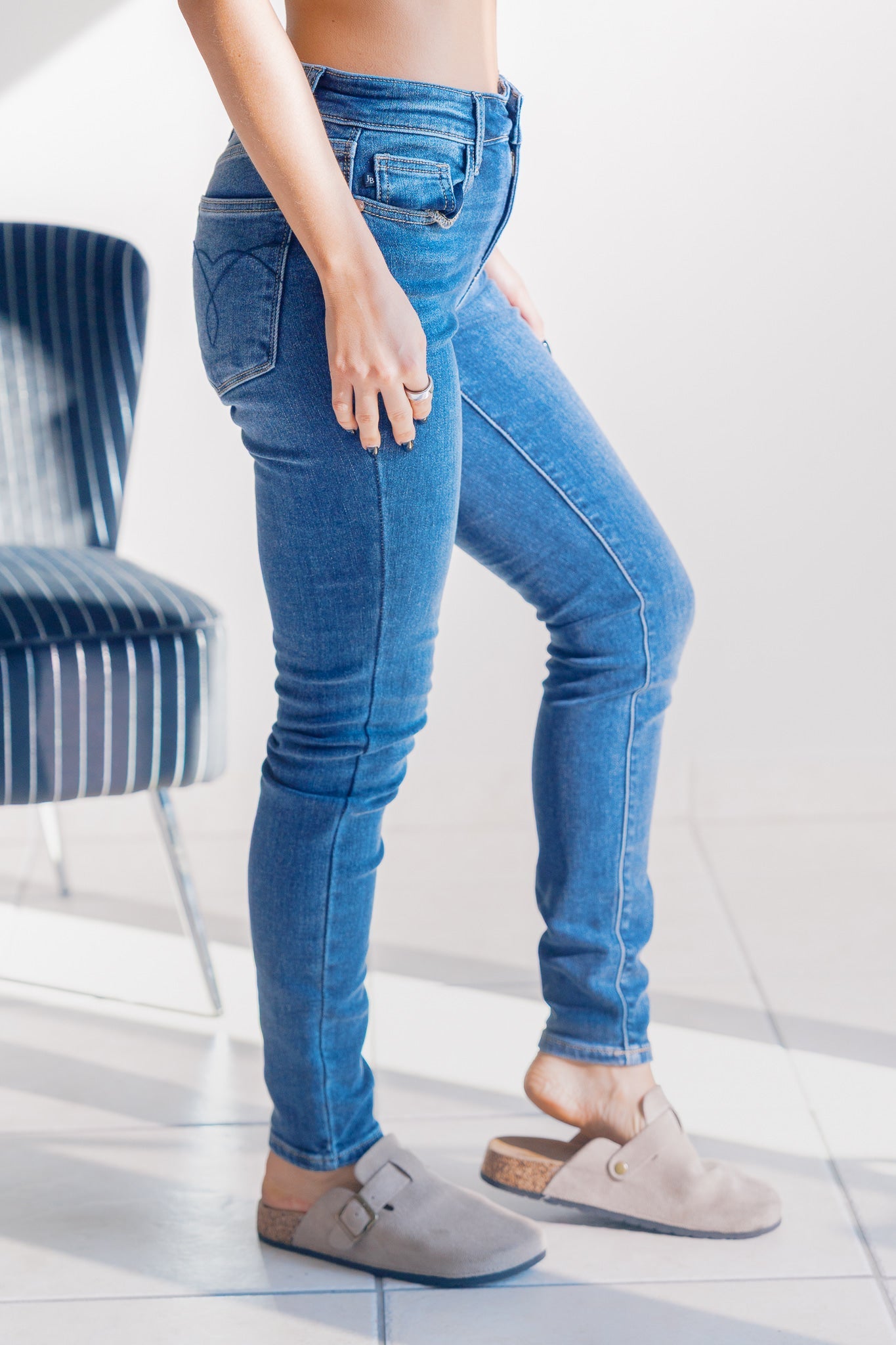 unique-id-fc1ee862-a2c9-4814-a291-c51729cfc80b