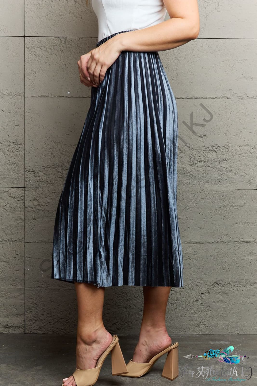 Ninexis Accordion Pleated Flowy Midi Skirt