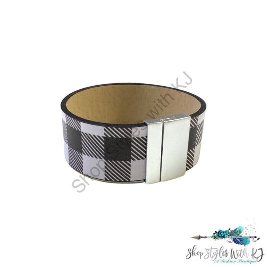 Buckle-Up White Plaid Bracelet Julia Rose