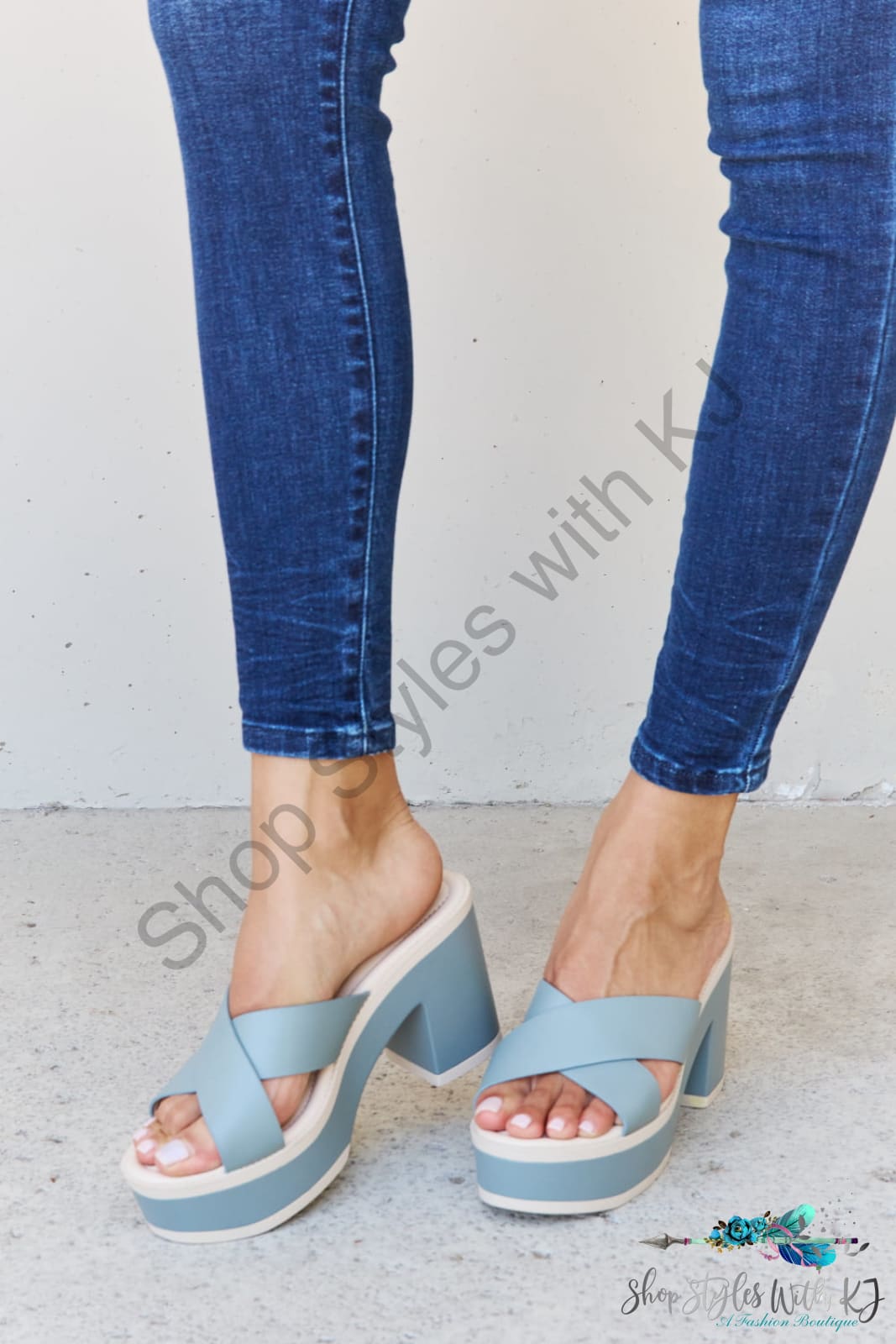 Weeboo Cherish The Moments Contrast Platform Sandals In Misty Blue / 6.5