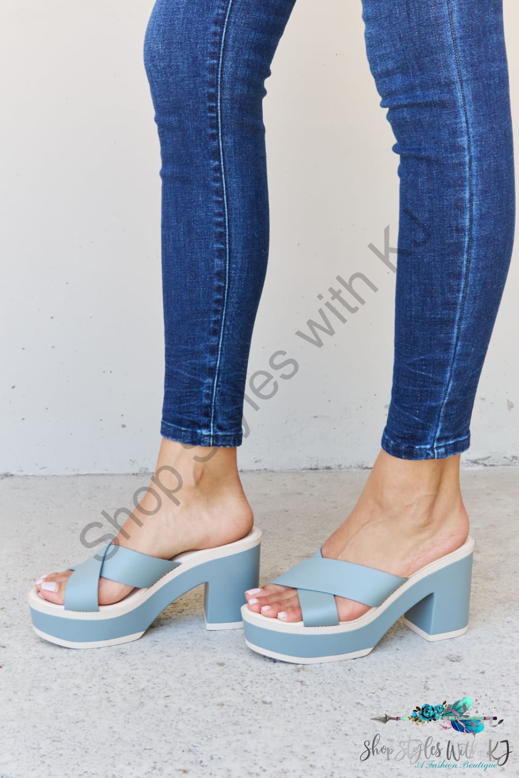 Weeboo Cherish The Moments Contrast Platform Sandals In Misty Blue