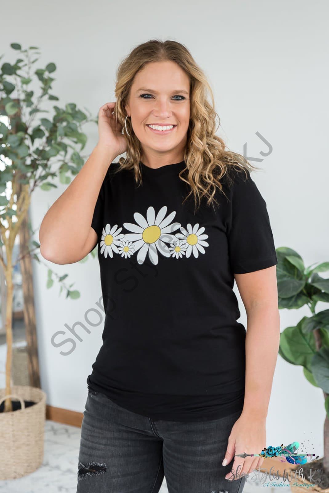 Daisies Graphic Tee Bt