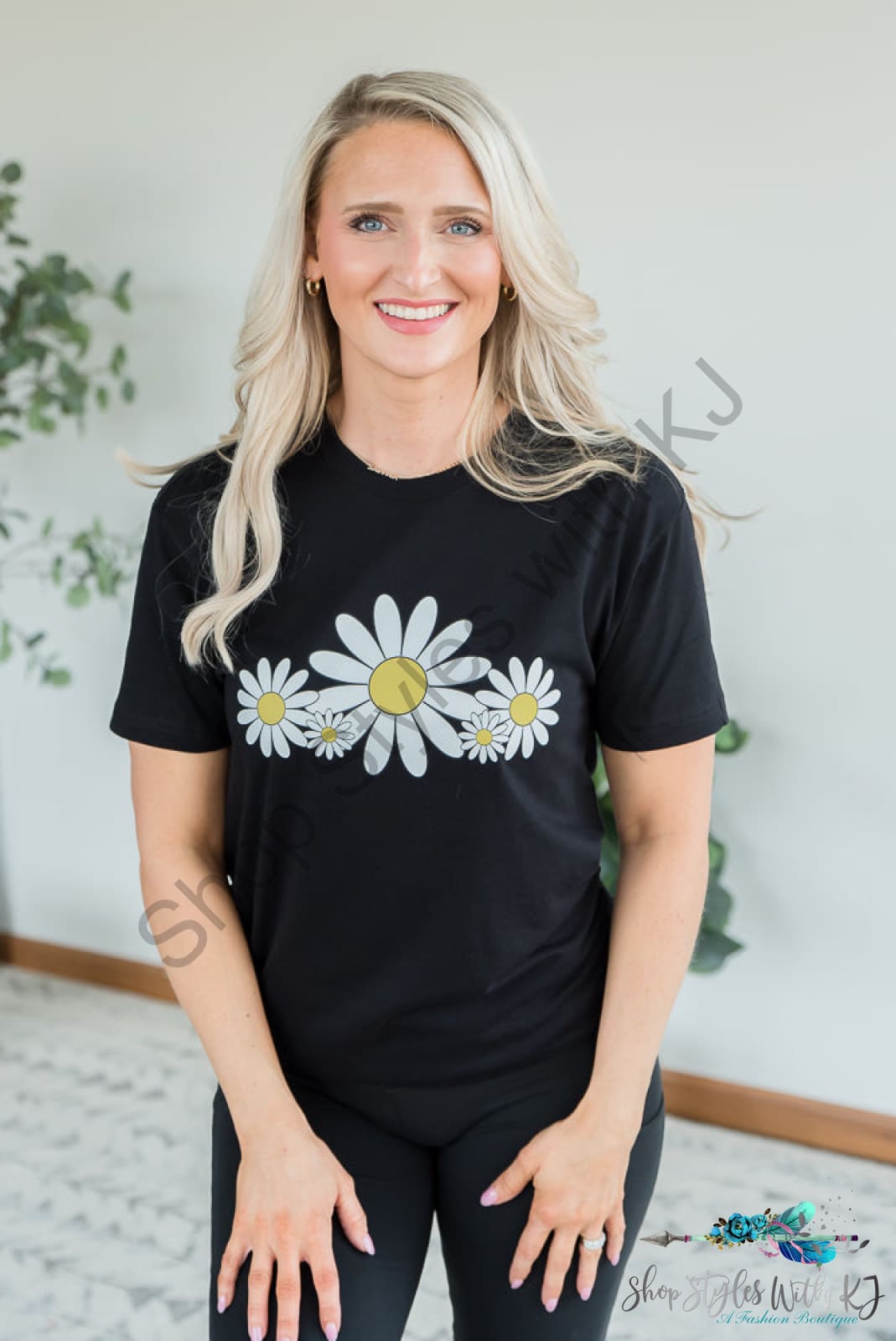 Daisies Graphic Tee Bt