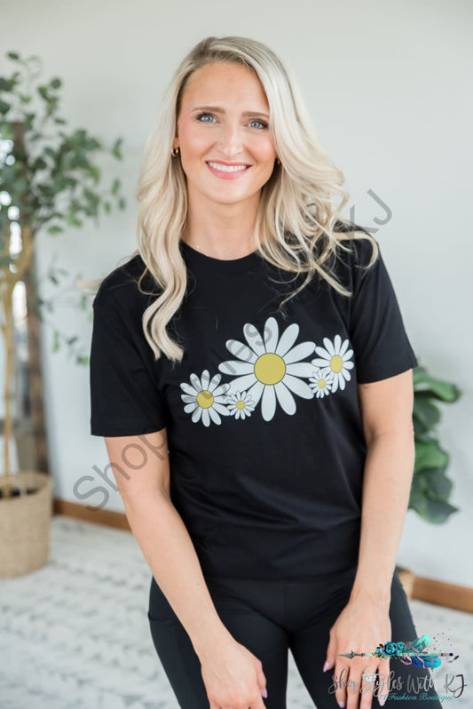 Daisies Graphic Tee Bt