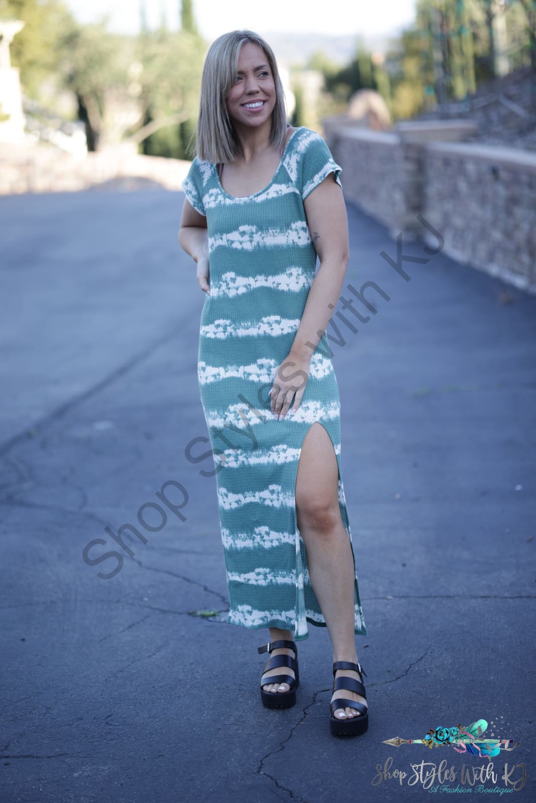 Dreaming Of Waves - Maxi Springintospring