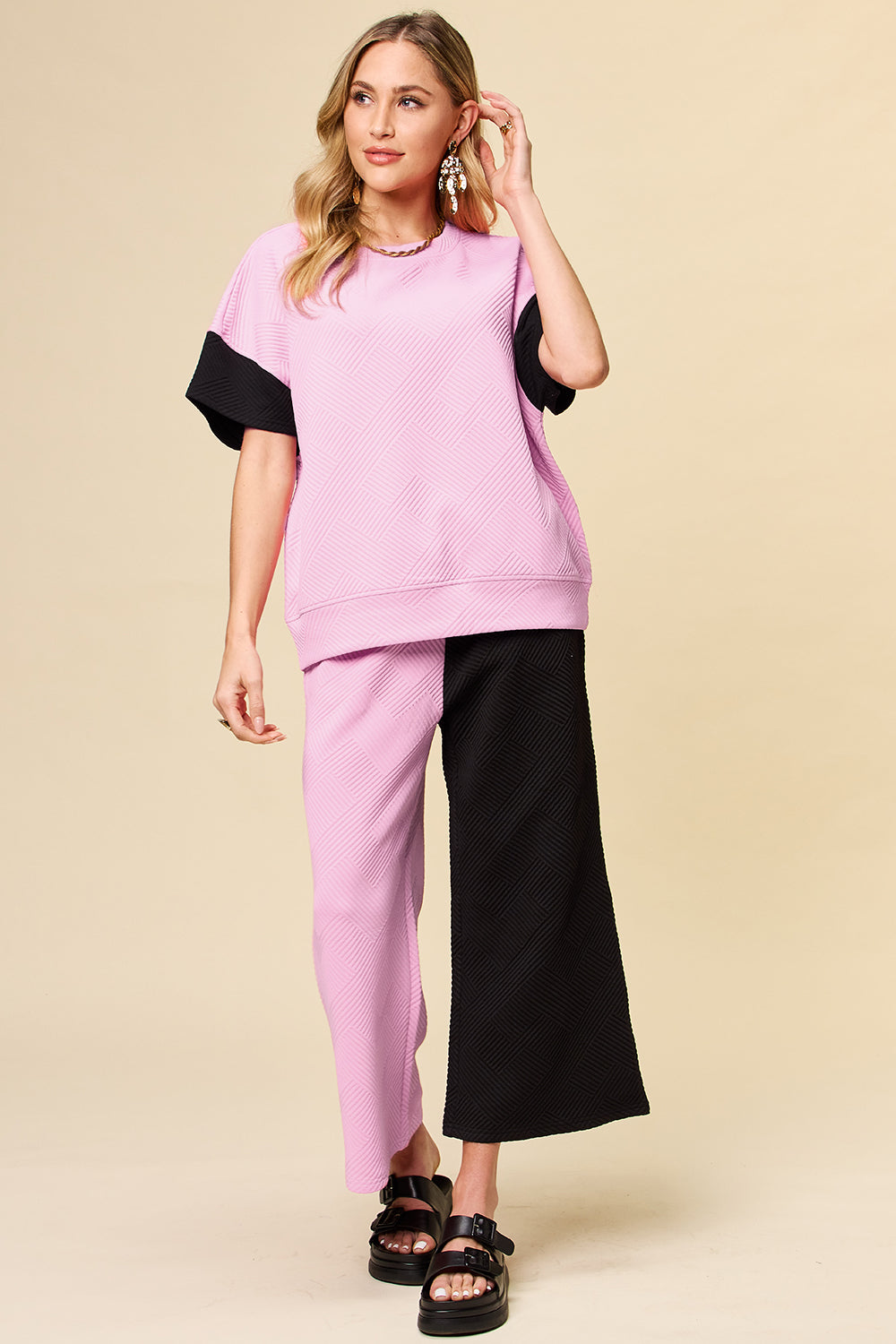 Texture Contrast T-Shirt and Wide Leg Pants Set - 4 Colors