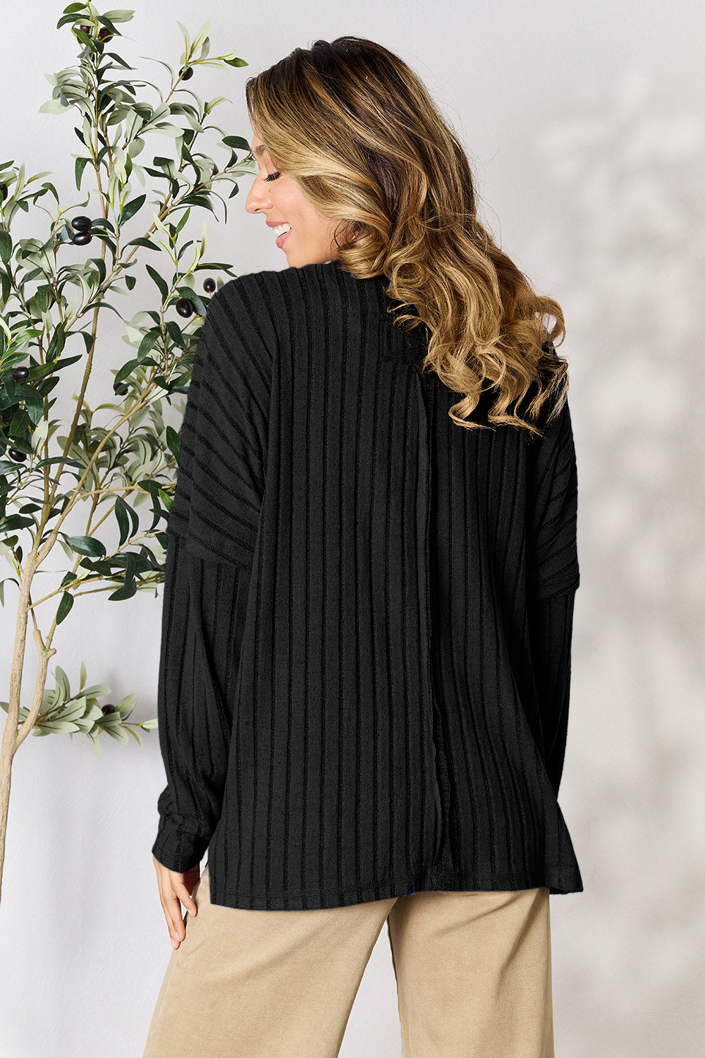 Ribbed Round Neck Slit Knit Top - 5 Colors