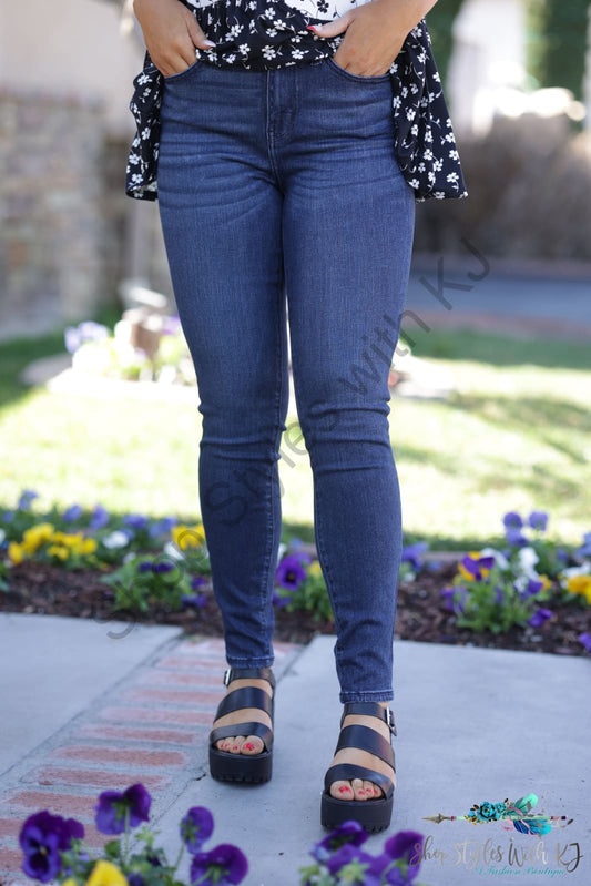 Extraordinary Judy Blue Skinnies