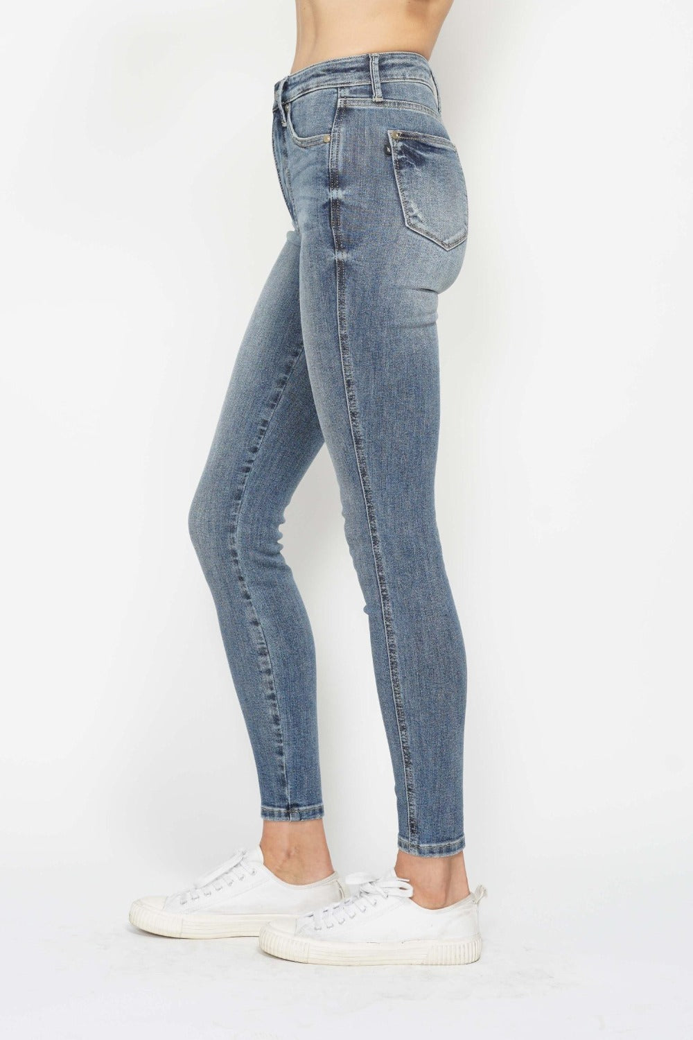 Judy Blue Tummy Control Contrast Wash High Rise Skinny Jeans