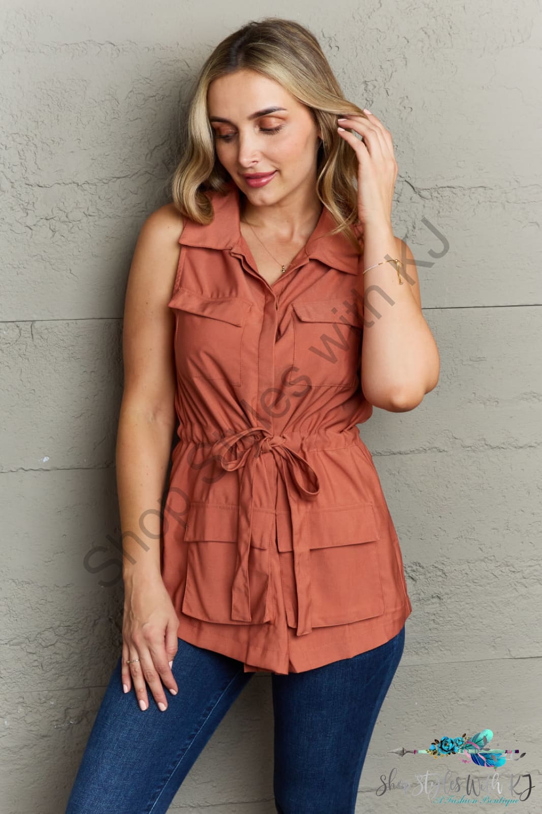 Ninexis Follow The Light Sleeveless Collared Button Down Top Brick Red / S