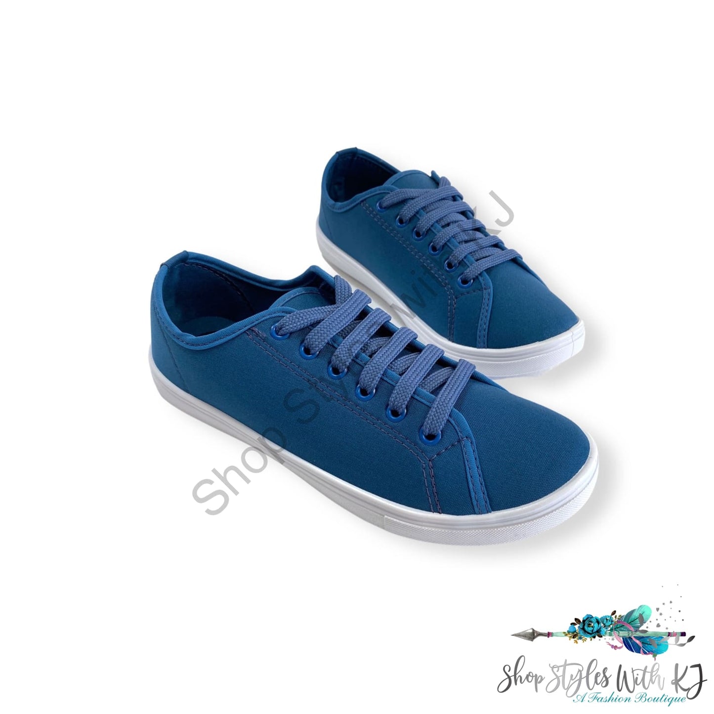 Free Spirit Sneakers In Blue Enriko