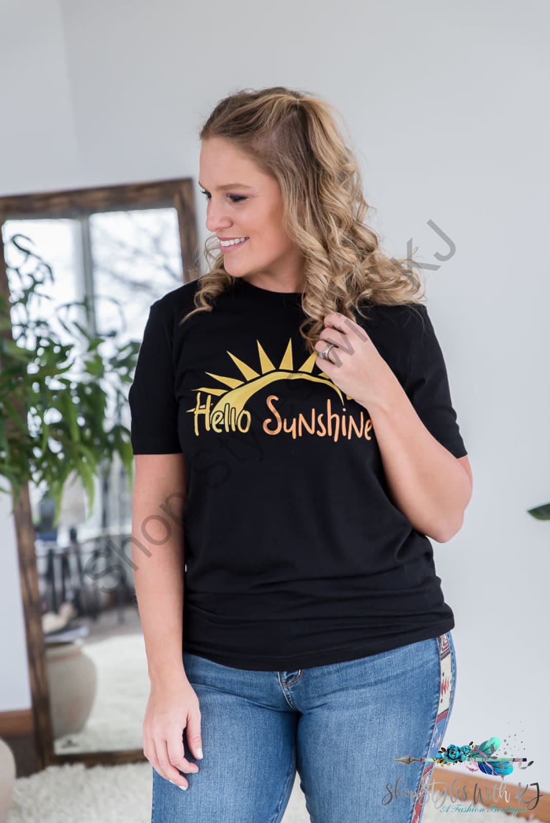 Hello Sunshine Graphic Tee Bt