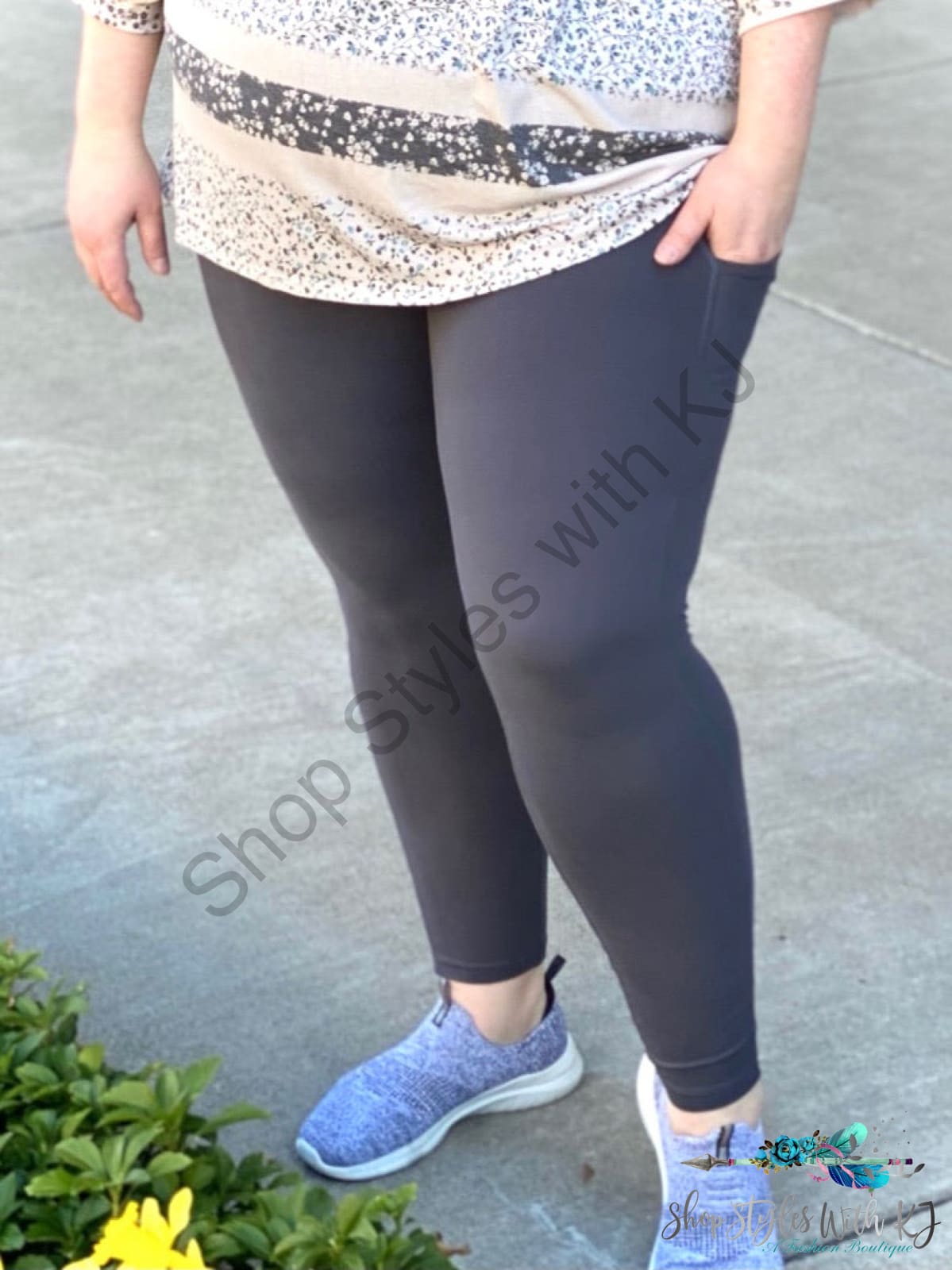 On The Go Leggings In Charcoal Rae Mode