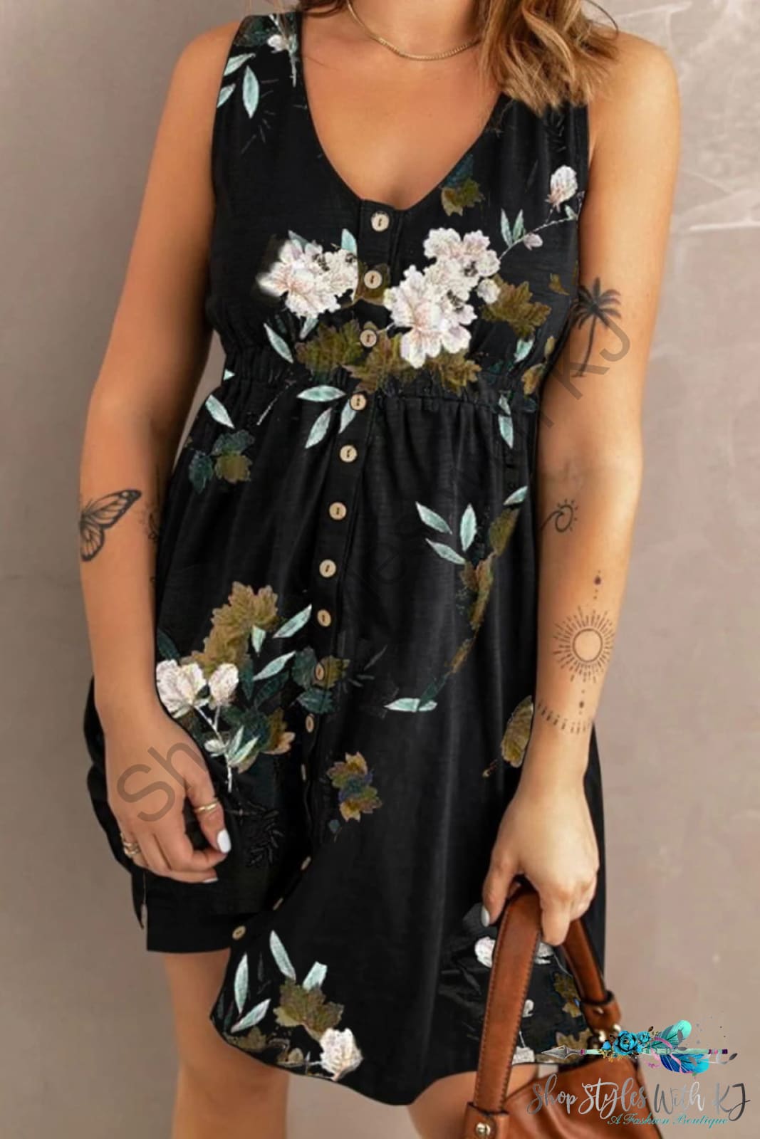 Printed Scoop Neck Sleeveless Buttoned Magic Dress Dresses