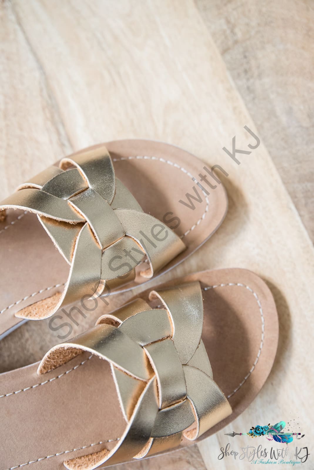 Rouge Sandals In Gold Metallic Corkys