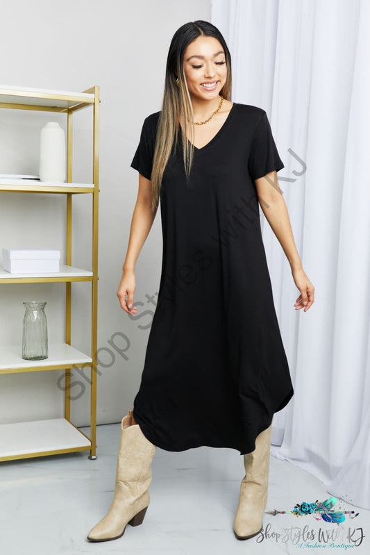 Rubina V-Neck Short Sleeve Curved Hem Dress In Black / S Dresses