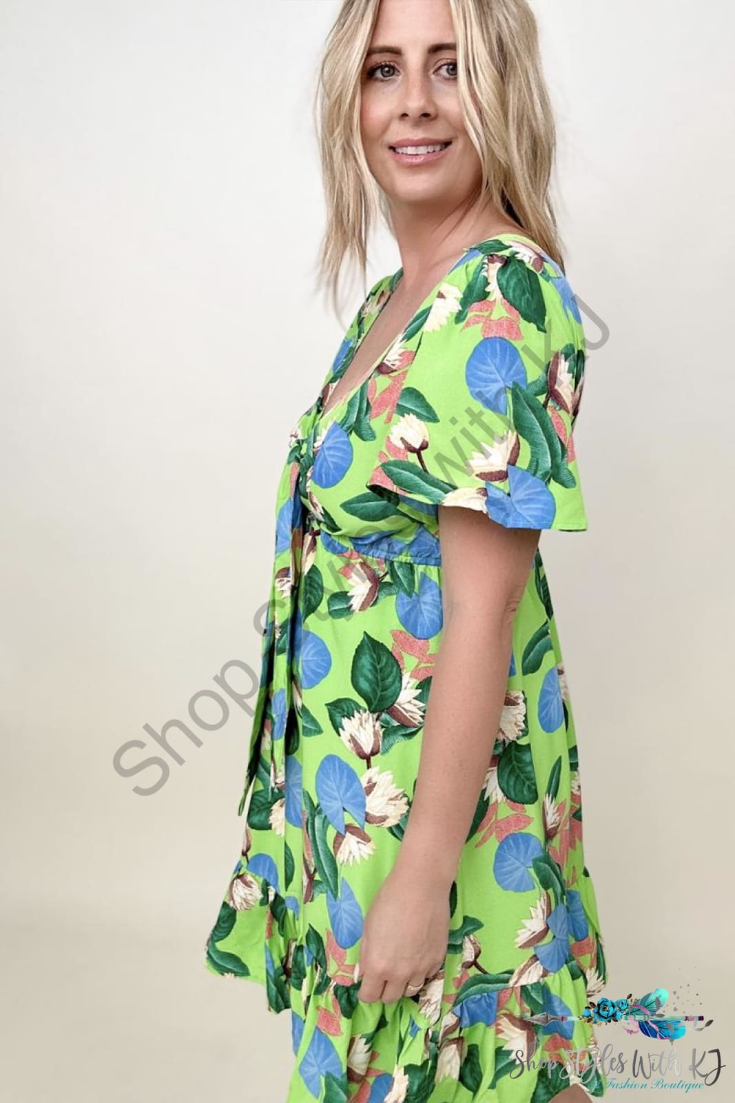 Gigio Tropical Print Flutter Sleeve Mini Dress Dresses