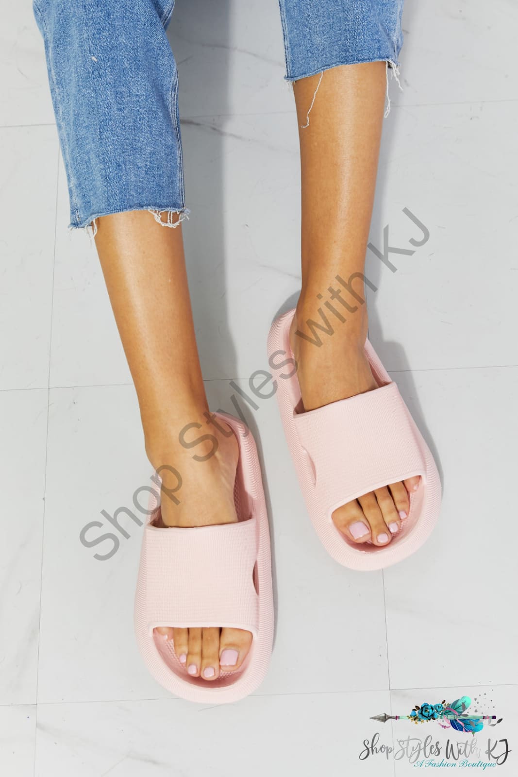 Arms Around Me Open Toe Slide In Pink Blush / 6 Shoes