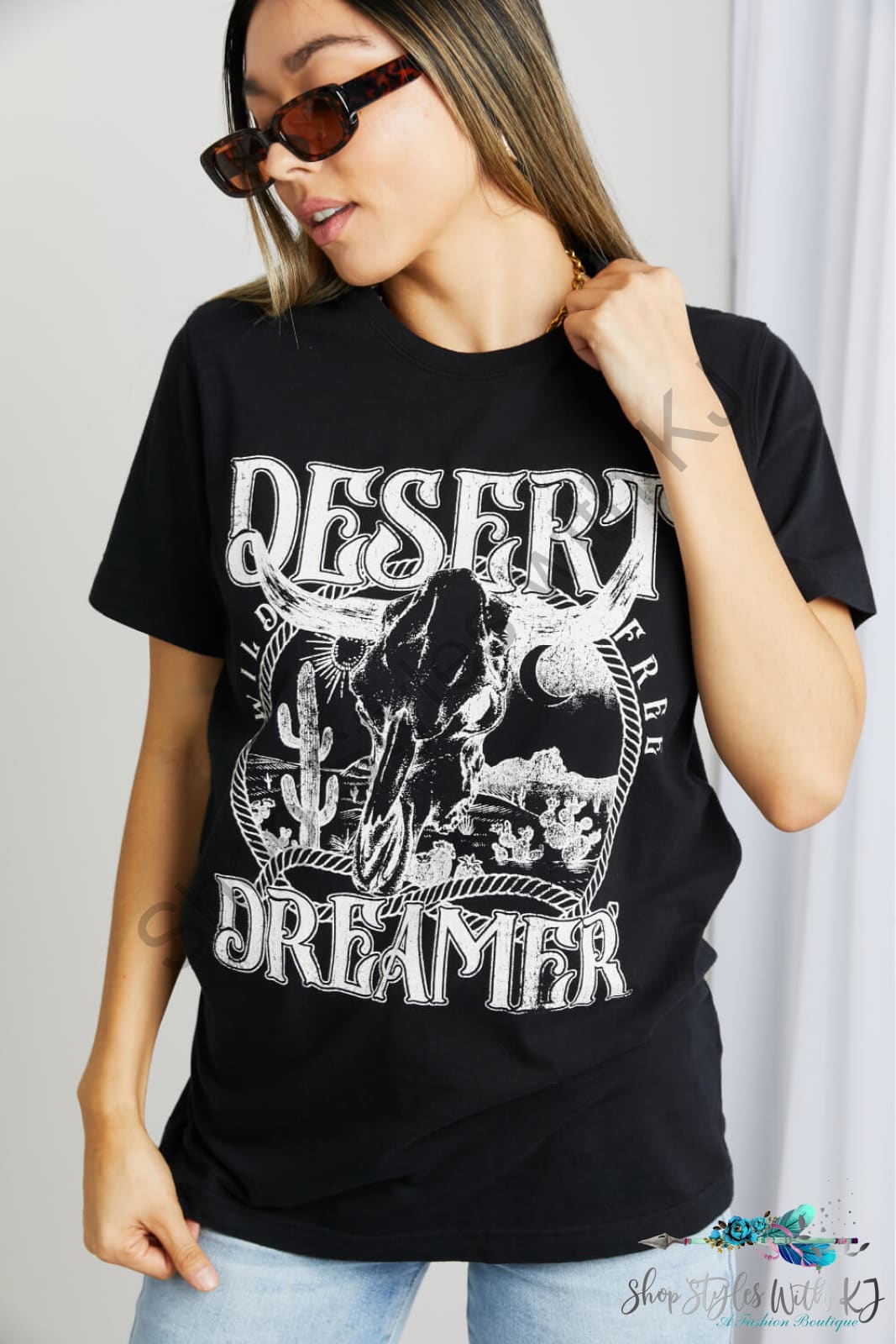 Desert Dreamer Graphic Tee Shirts & Tops