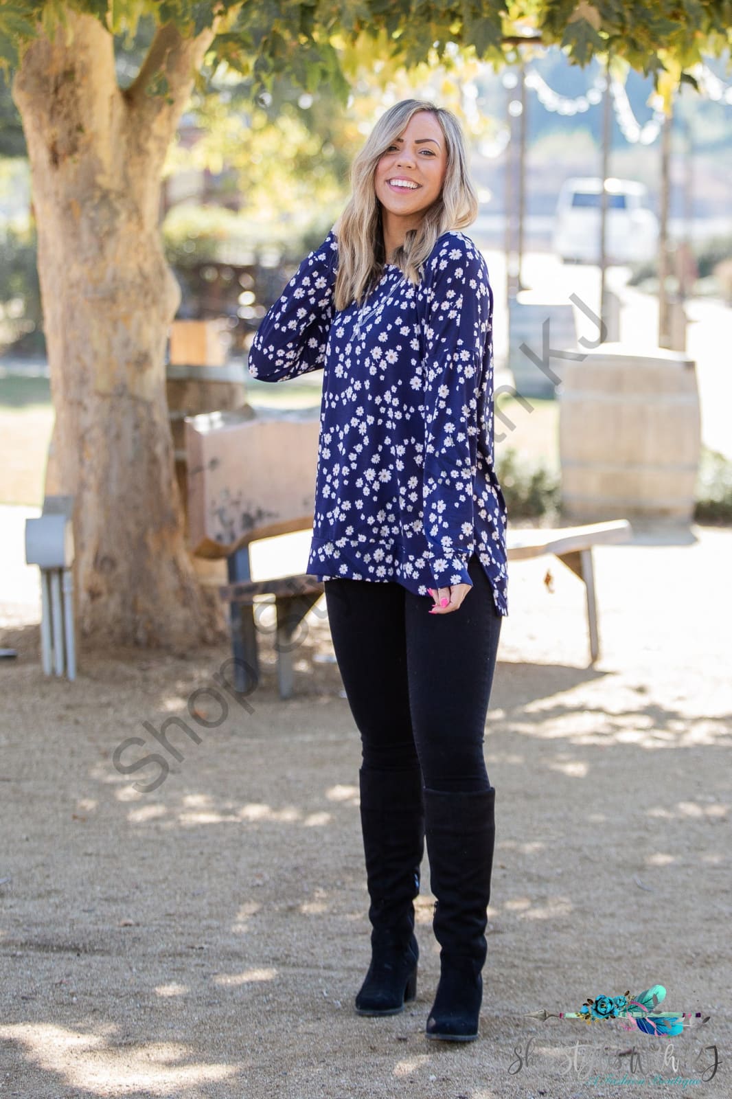 Navy And Daisy Long Sleeve Top Lastcall